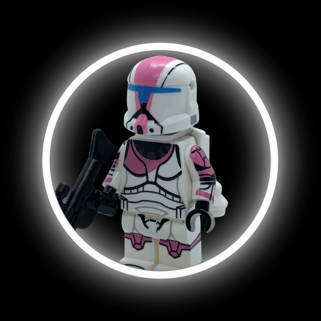 Pink Clone Commando — custom Star Wars minifigure on premium 1:1 bricks