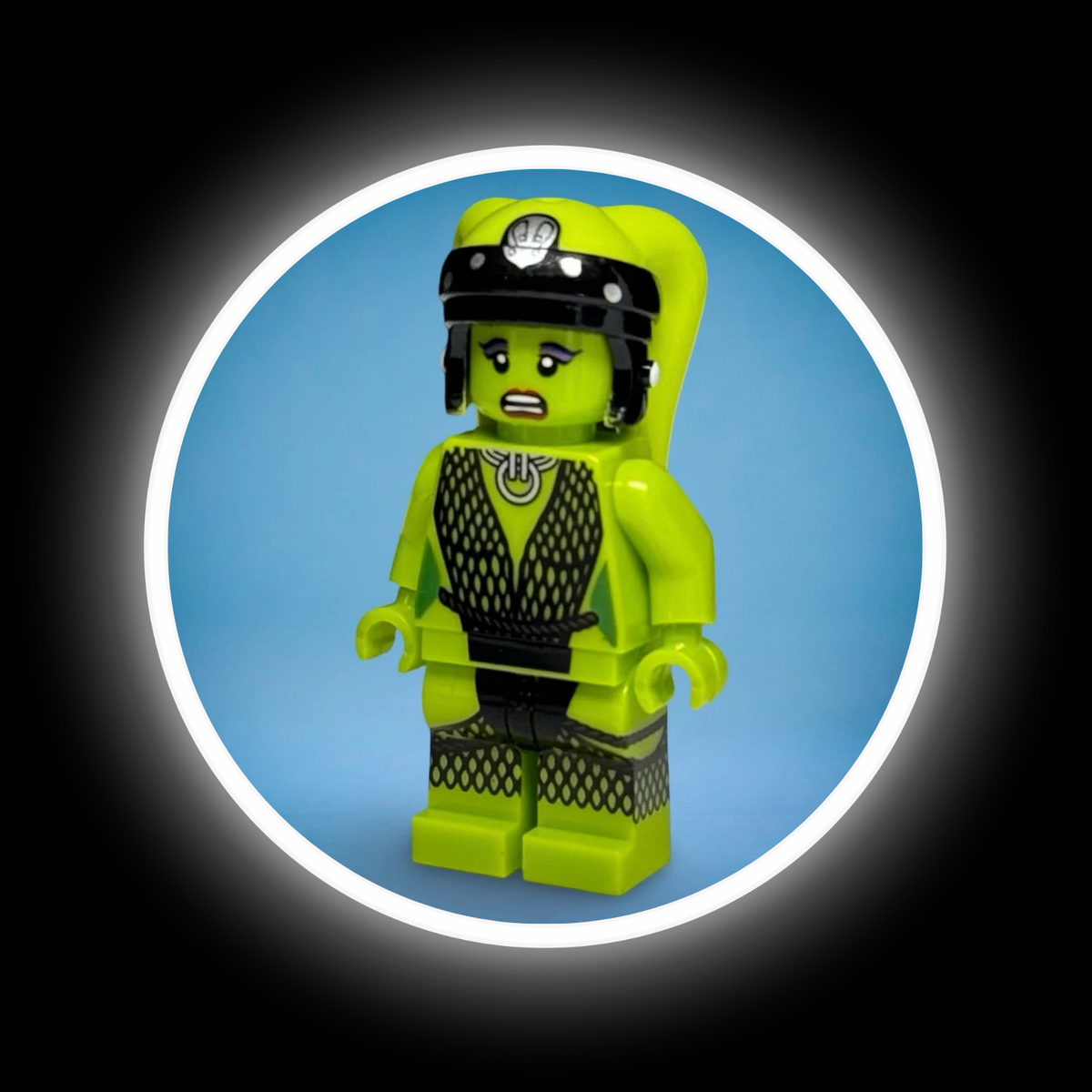 Oola custom minifigure - green Twi'lek dancer from Jabba's Palace