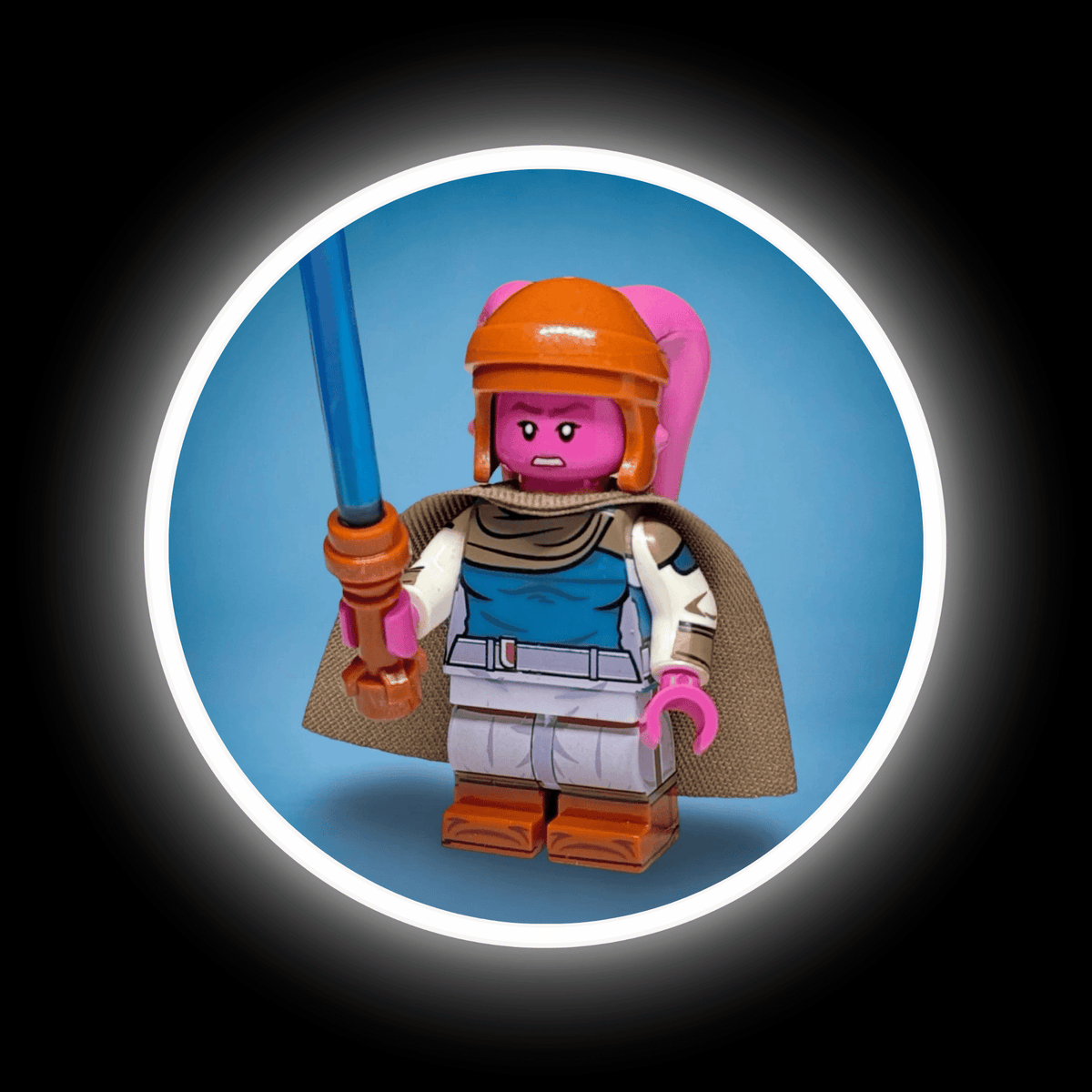 Devon Izara Twi'lek Jedi Padawan from Maul - Shadow Lord custom minifigure with blue lightsaber