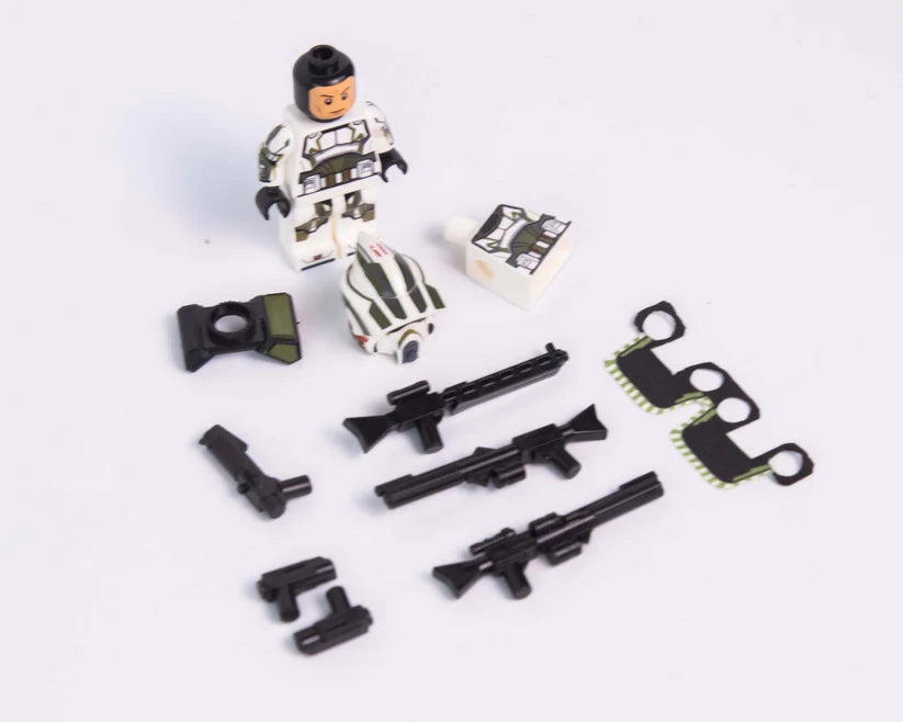 Commander Trauma 2020 style custom clone commander minifigure with olive camo armour - view 3